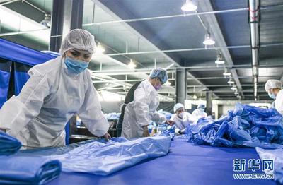 烏魯木齊:加緊生產(chǎn)防護用品