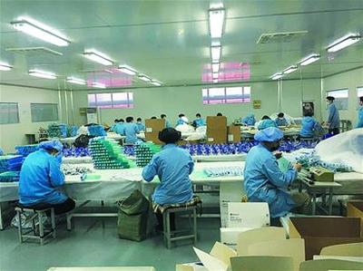 青企復(fù)工滿負荷生產(chǎn)醫(yī)用防護面罩